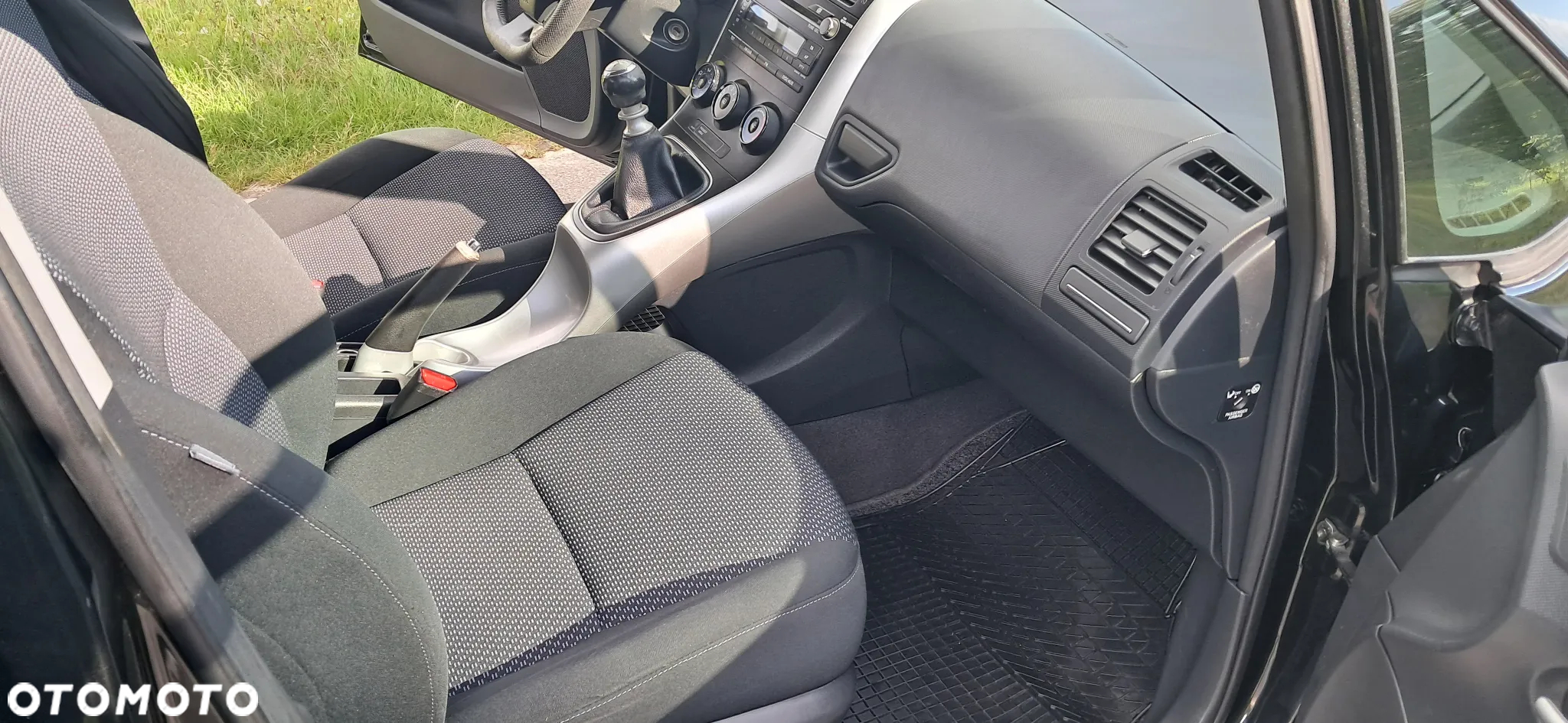 Toyota Auris 1.6 Comfort - 12