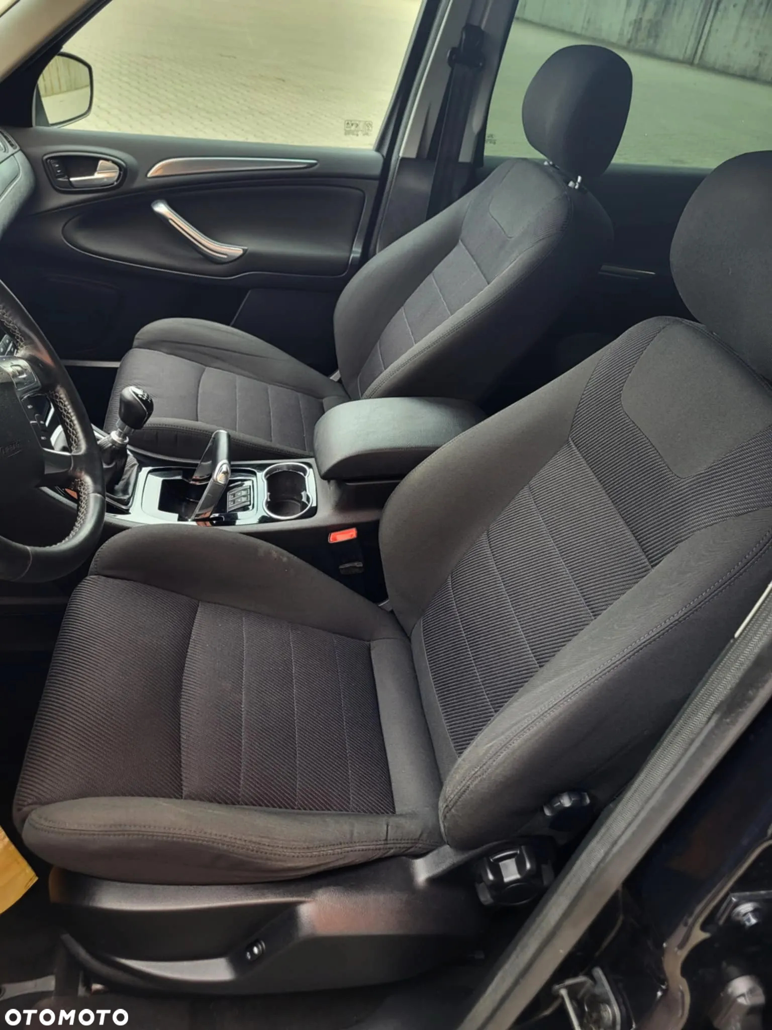 Ford S-Max 2.0 TDCi DPF Titanium - 8