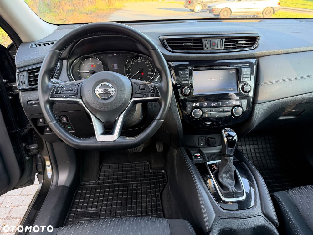 Nissan X-Trail 2.0 dCi ALL-MODE 4x4i Xtronic Tekna - 8