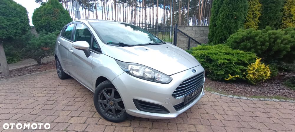 Ford Fiesta 1.25 Champions Edition - 25