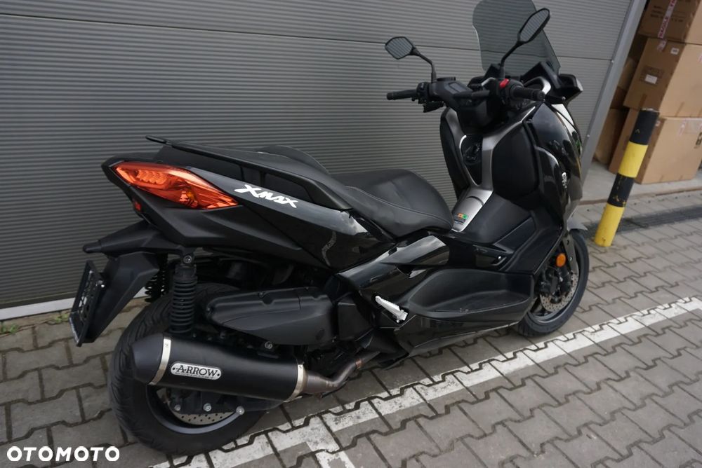 Yamaha X-max - 3
