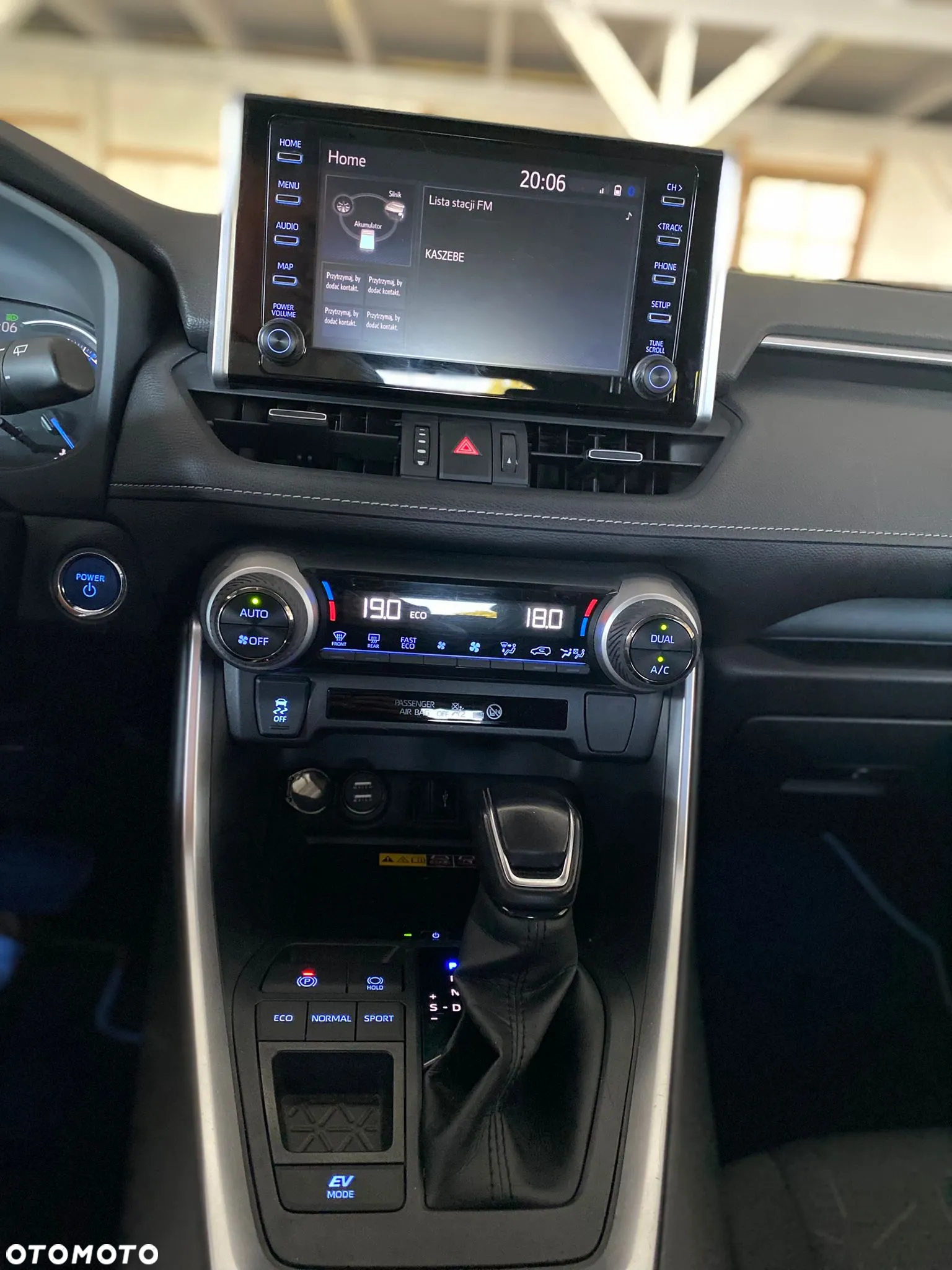 Toyota RAV4 2.5 Hybrid Active 4x2 - 10