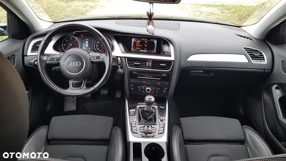Audi A4 Avant 2.0 TDI DPF clean diesel Ambiente - 10