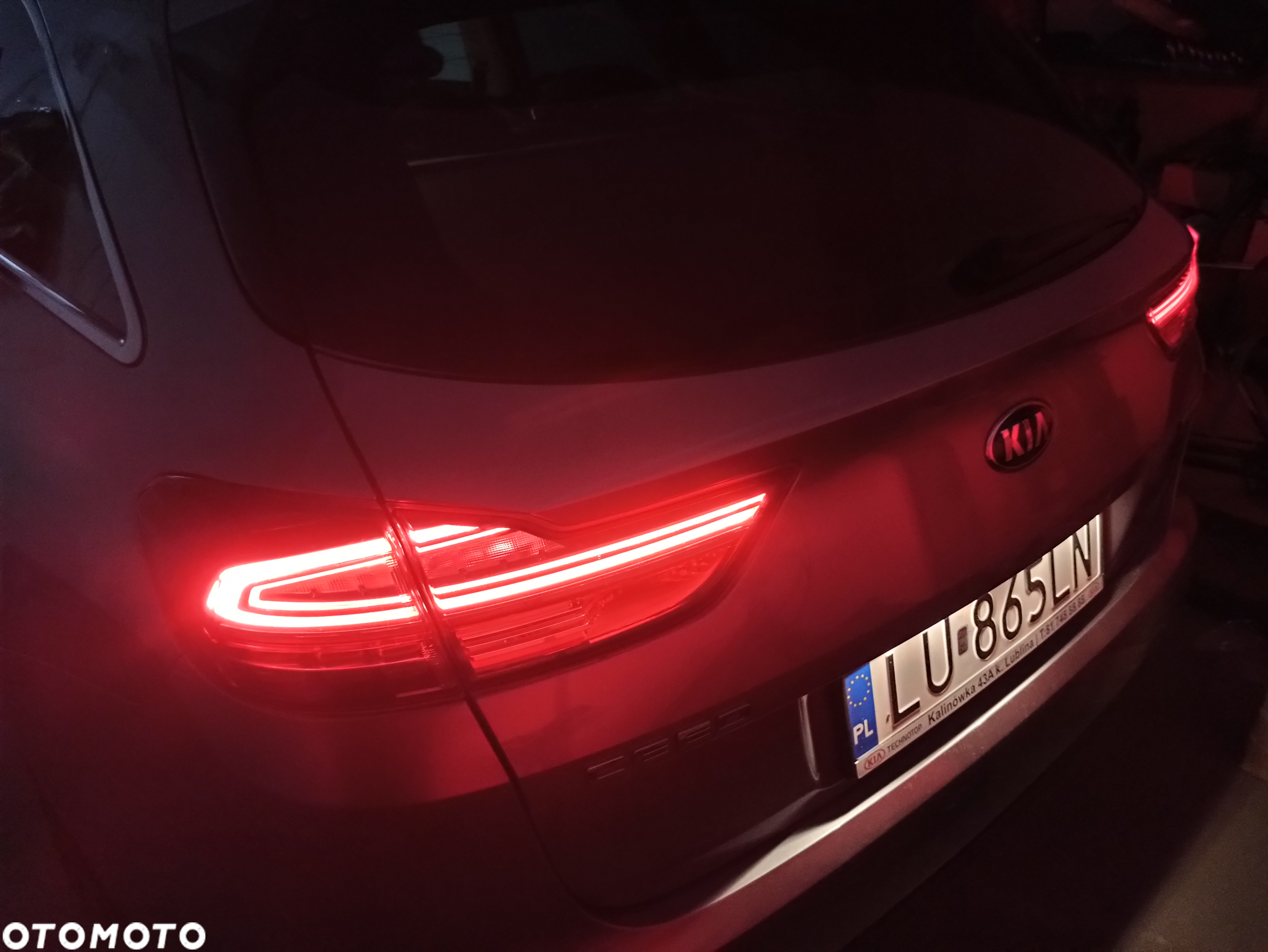 Kia Ceed - 9