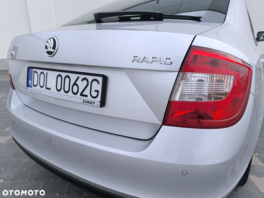 Skoda RAPID 1.2 TSI Ambition - 10