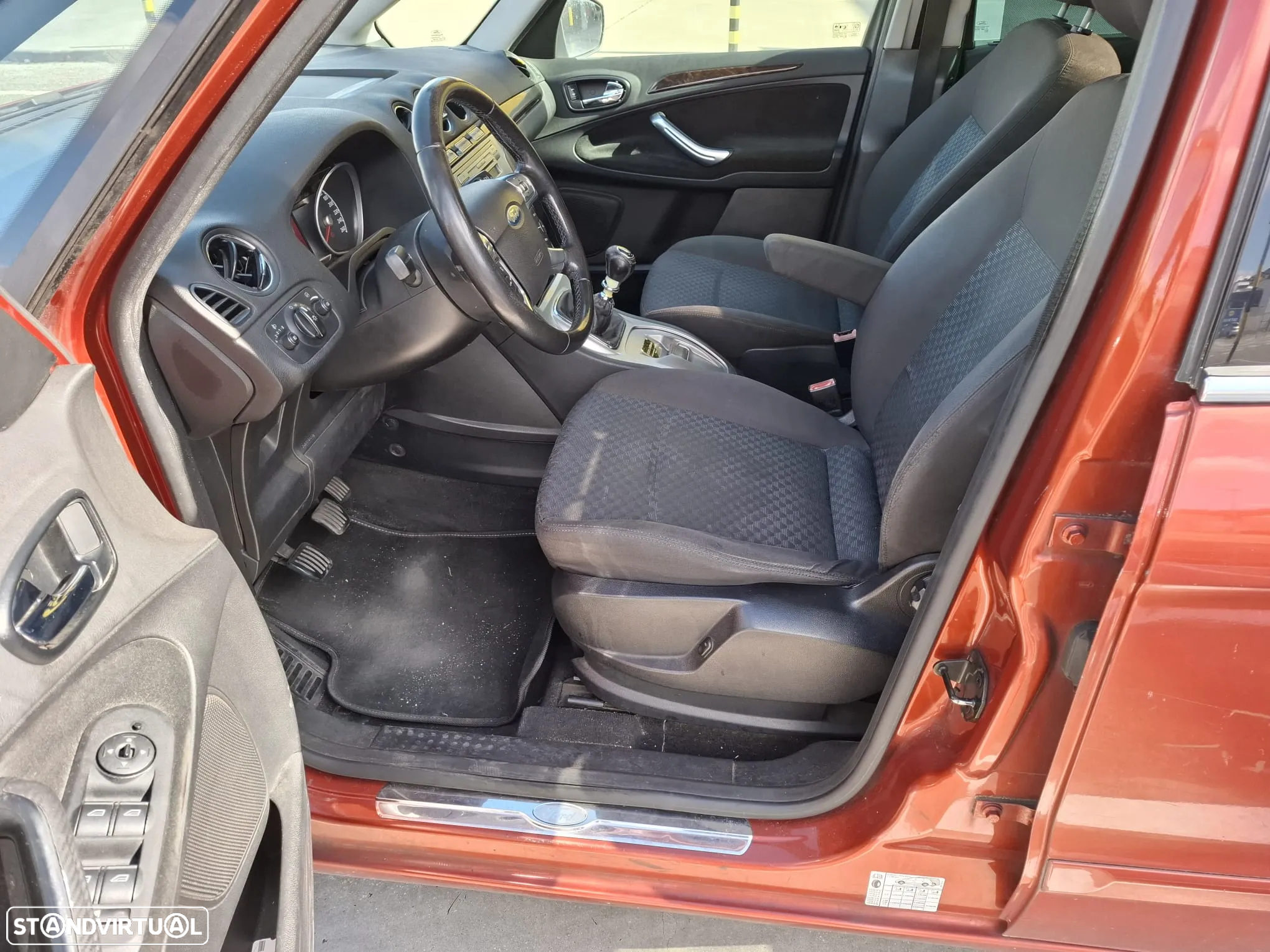 Ford Galaxy 1.8 TDCi Titanium - 9