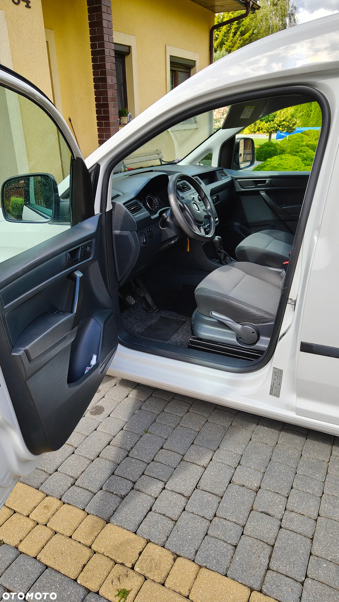 Volkswagen Caddy - 11