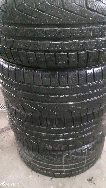 OPONA PIRELLI SOTTOZERO SERIA II 245/45R17 5,5MM - 1