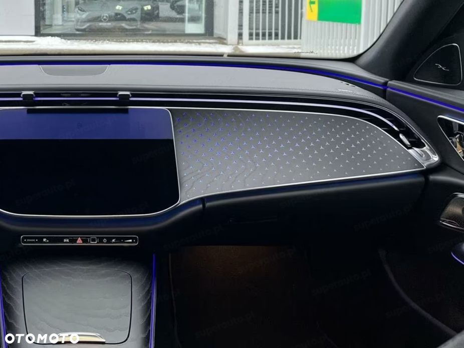 Mercedes-Benz Klasa E 220 d mHEV 4-Matic AMG 9G-Tronic - 15