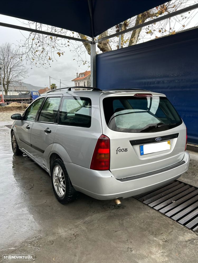 Ford Focus SW 1.8 TDdi Comfort - 5