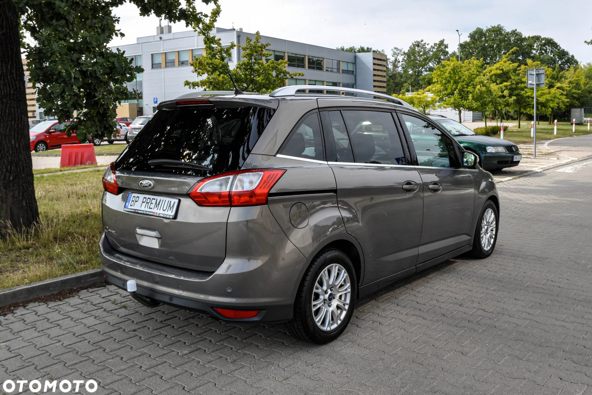 Ford Grand C-MAX - 4