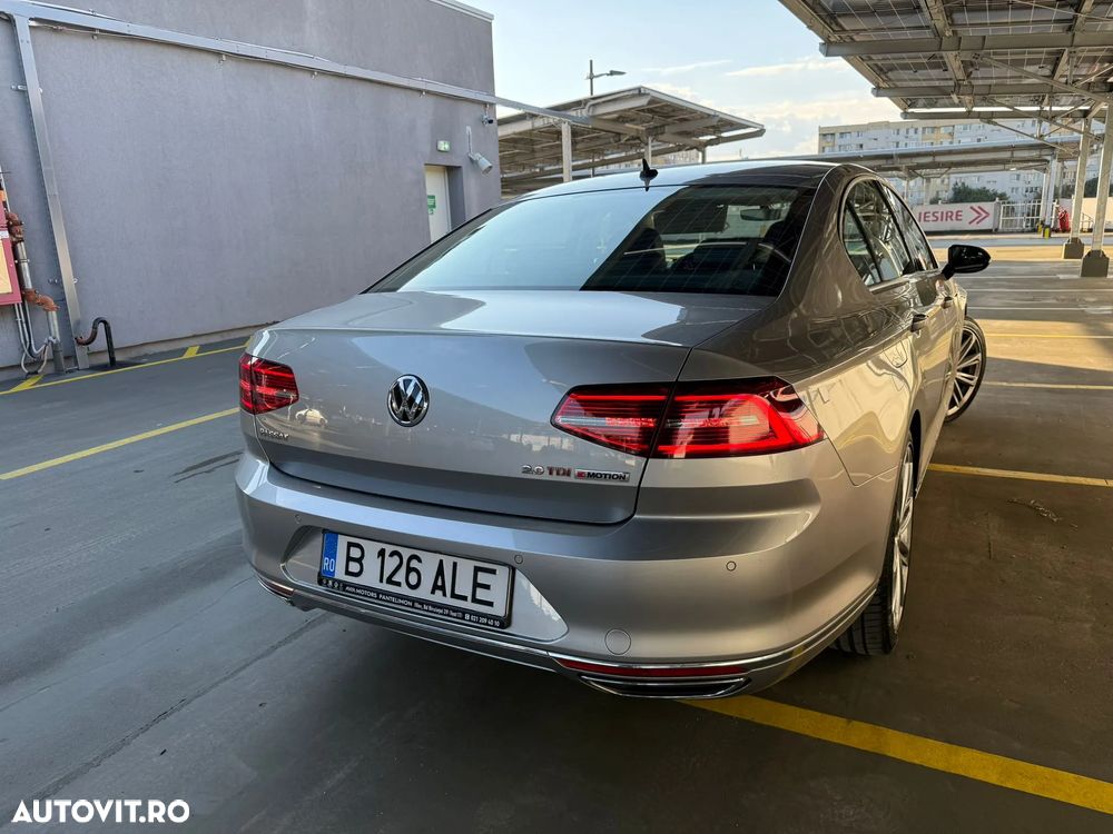 Volkswagen Passat Variant 2.0 TDI DSG 4Motion Highline - 2