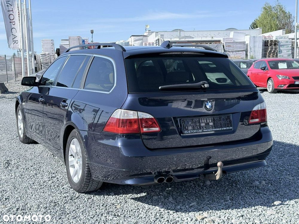 BMW Seria 5 525d - 7
