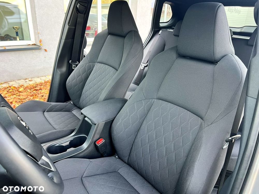 Toyota Corolla Cross - 14