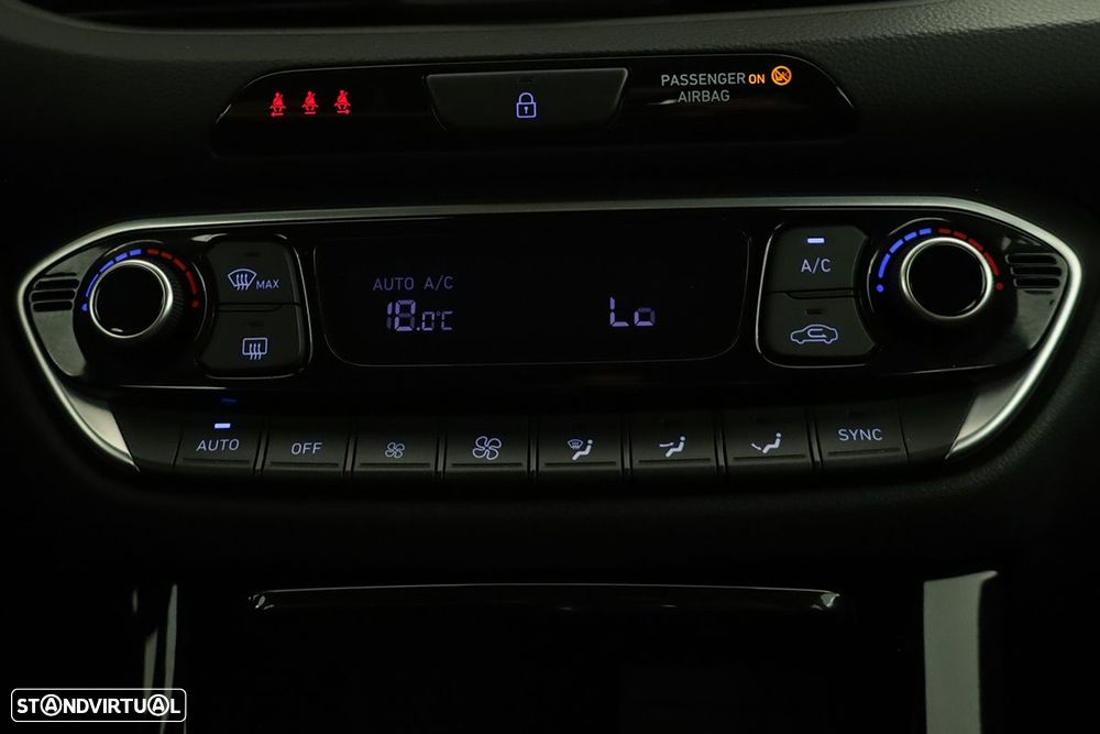 Hyundai i30 1.0 T-GDI Style Plus - 13