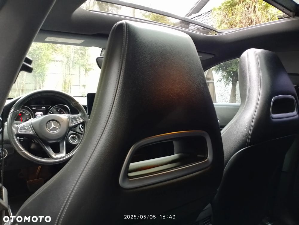 Mercedes-Benz CLA 250 4-Matic 7G-DCT - 5