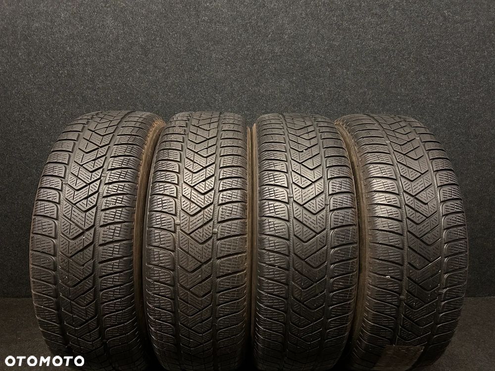 Opony zimowe Pirelli Scorpion Winter SealInSide 215/65/17 99H 4szt. - 1
