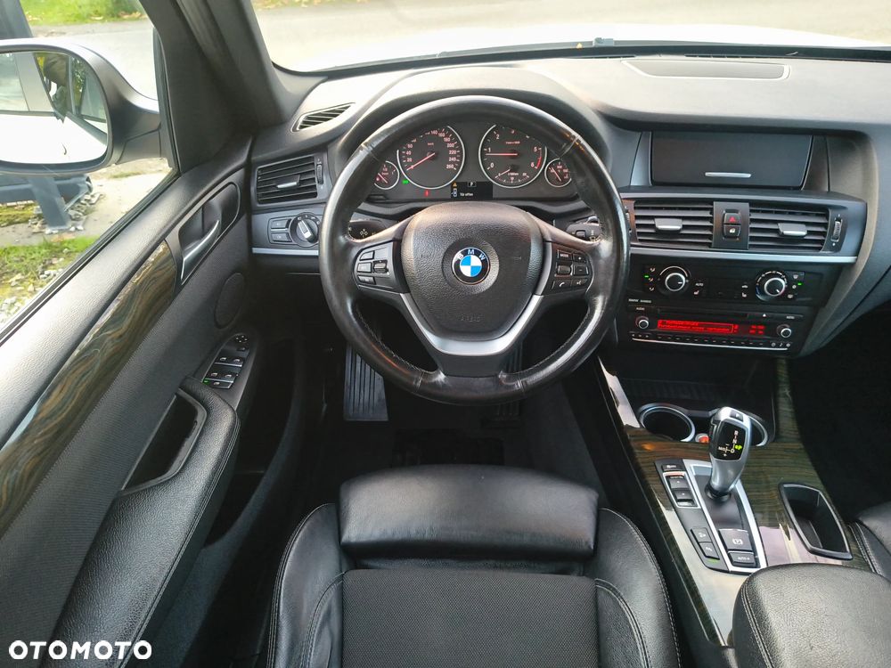 BMW X3 xDrive20d - 28