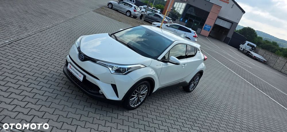 Toyota C-HR 1.8 Hybrid Neon Lime powered by JBL - 9