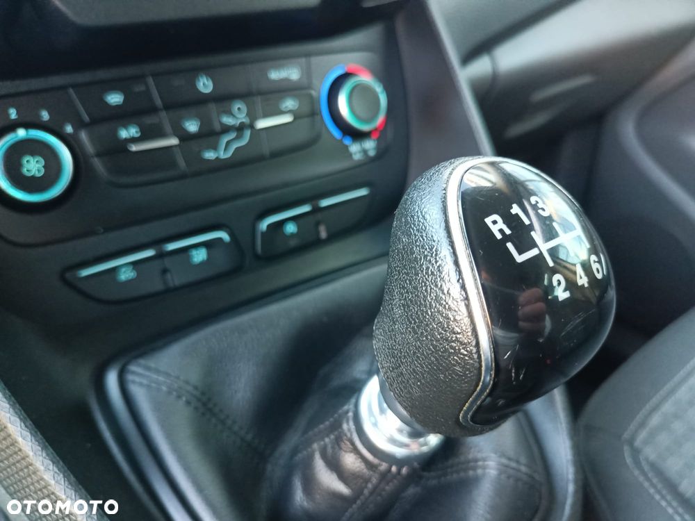 Ford Transit Connect - 29