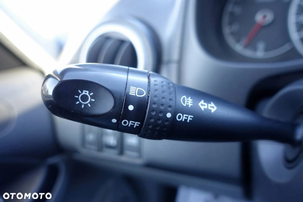 Suzuki SX4 1.9 DDiS DPF 4x4 Comfort - 23