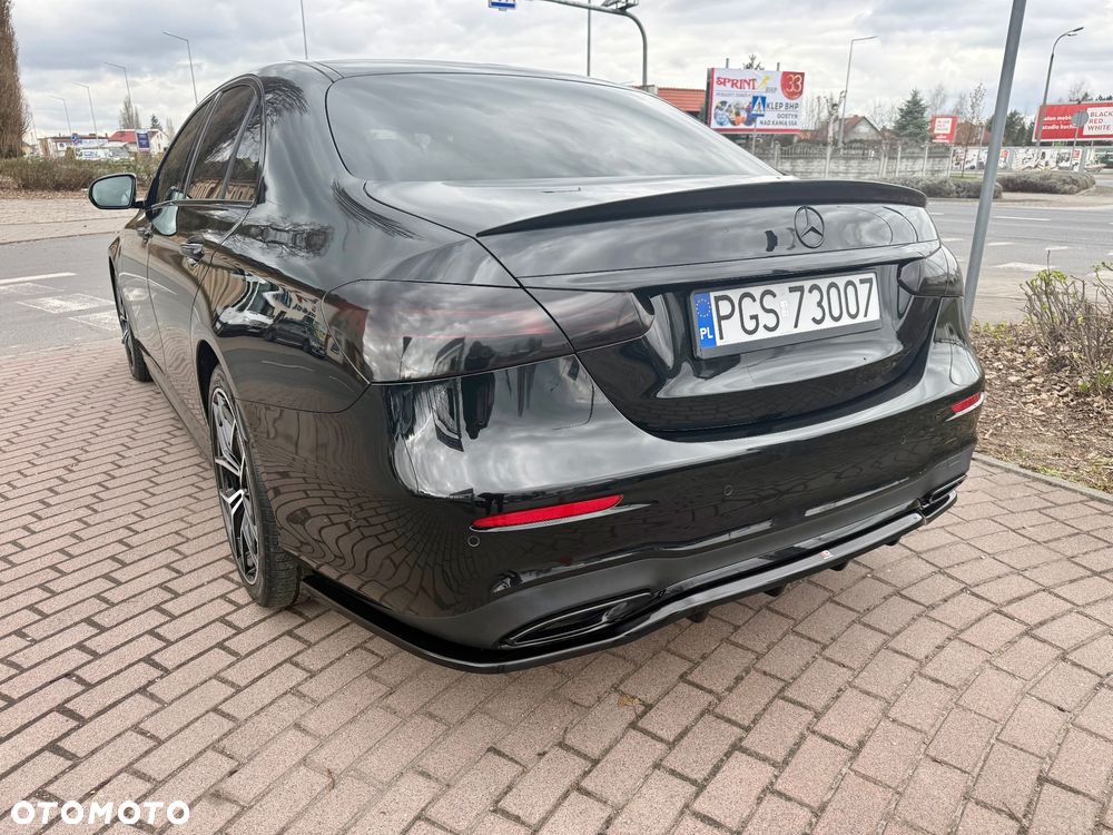 Mercedes-Benz Klasa E 220 d 9G-TRONIC AMG Line - 25