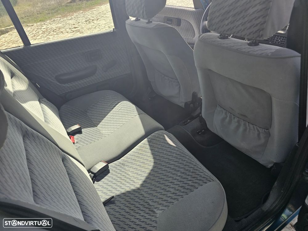 Peugeot 106 1.1 XR - 19