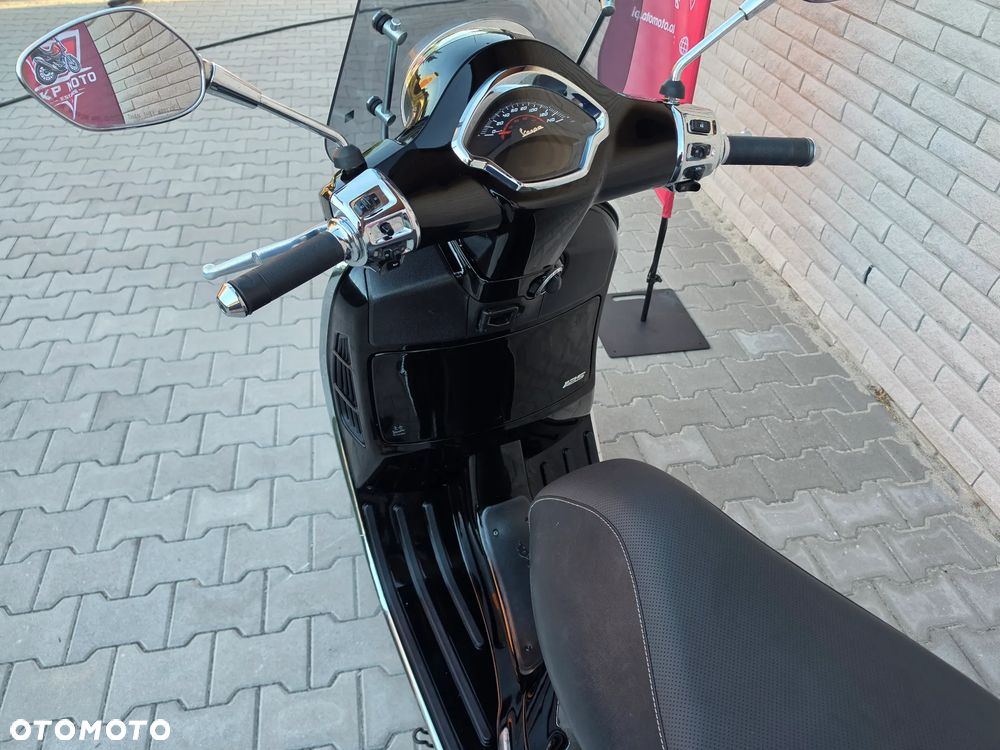 Vespa GTS - 17