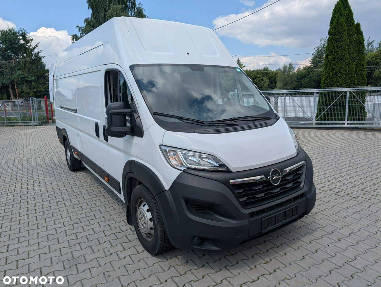 Opel Movano - 8
