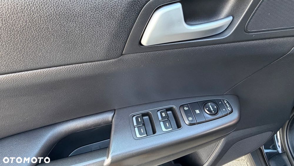 Kia Sportage 2,0 CRDI AWD Spirit - 30