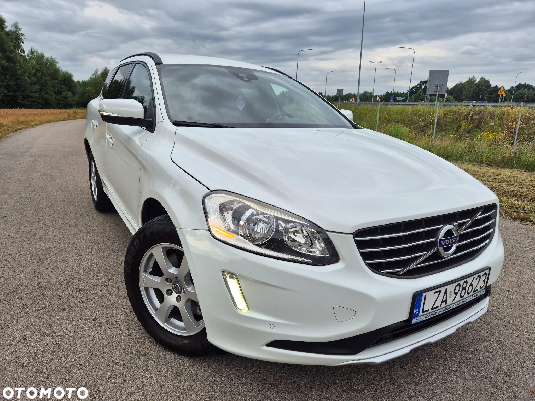 Volvo XC 60 D4 Summum - 4