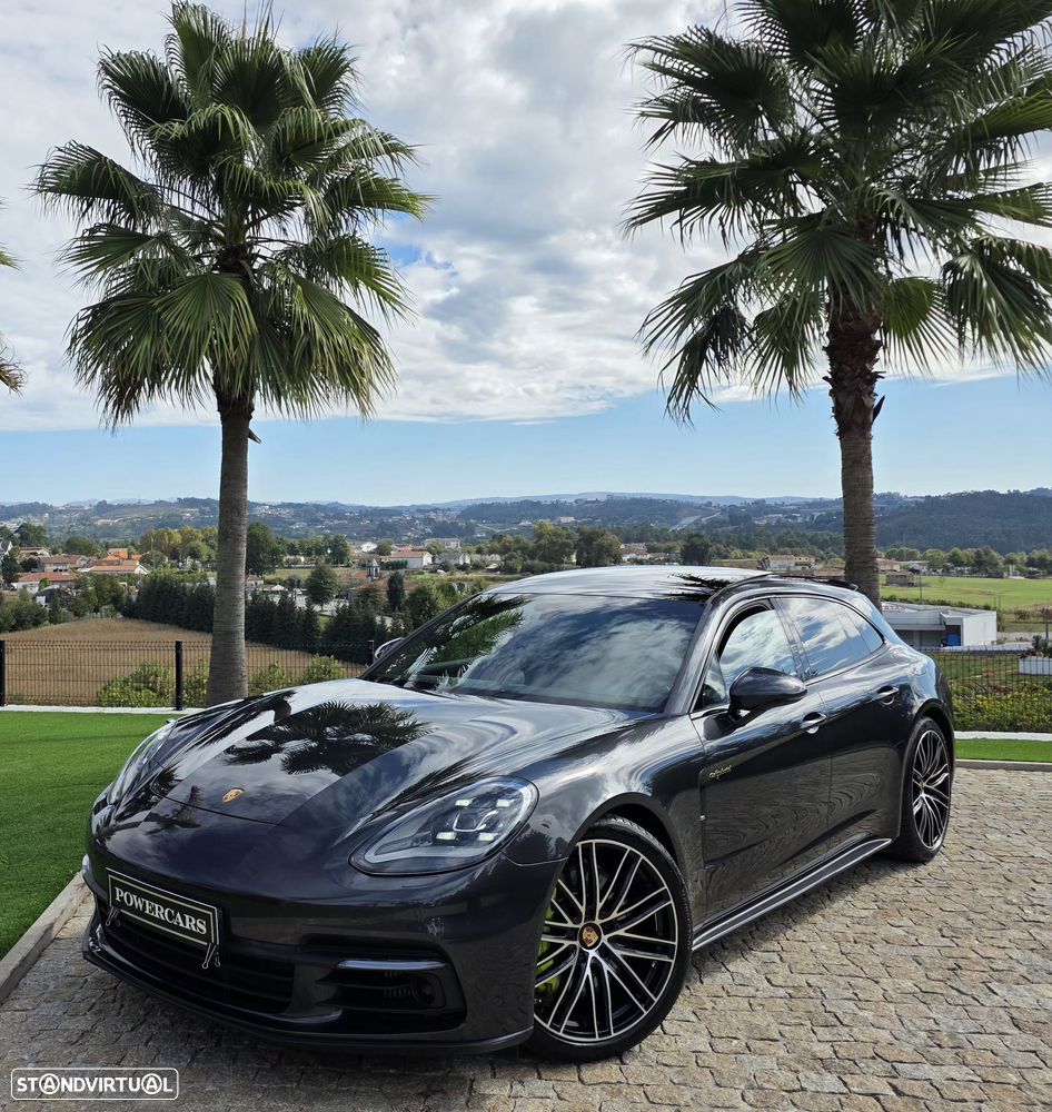 Porsche Panamera Sport Turismo 4 E-Hybrid Platinum Edition - 1