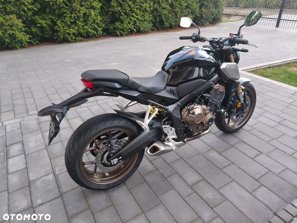 Honda CB - 3