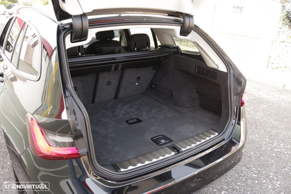 BMW 318 d Auto - 18