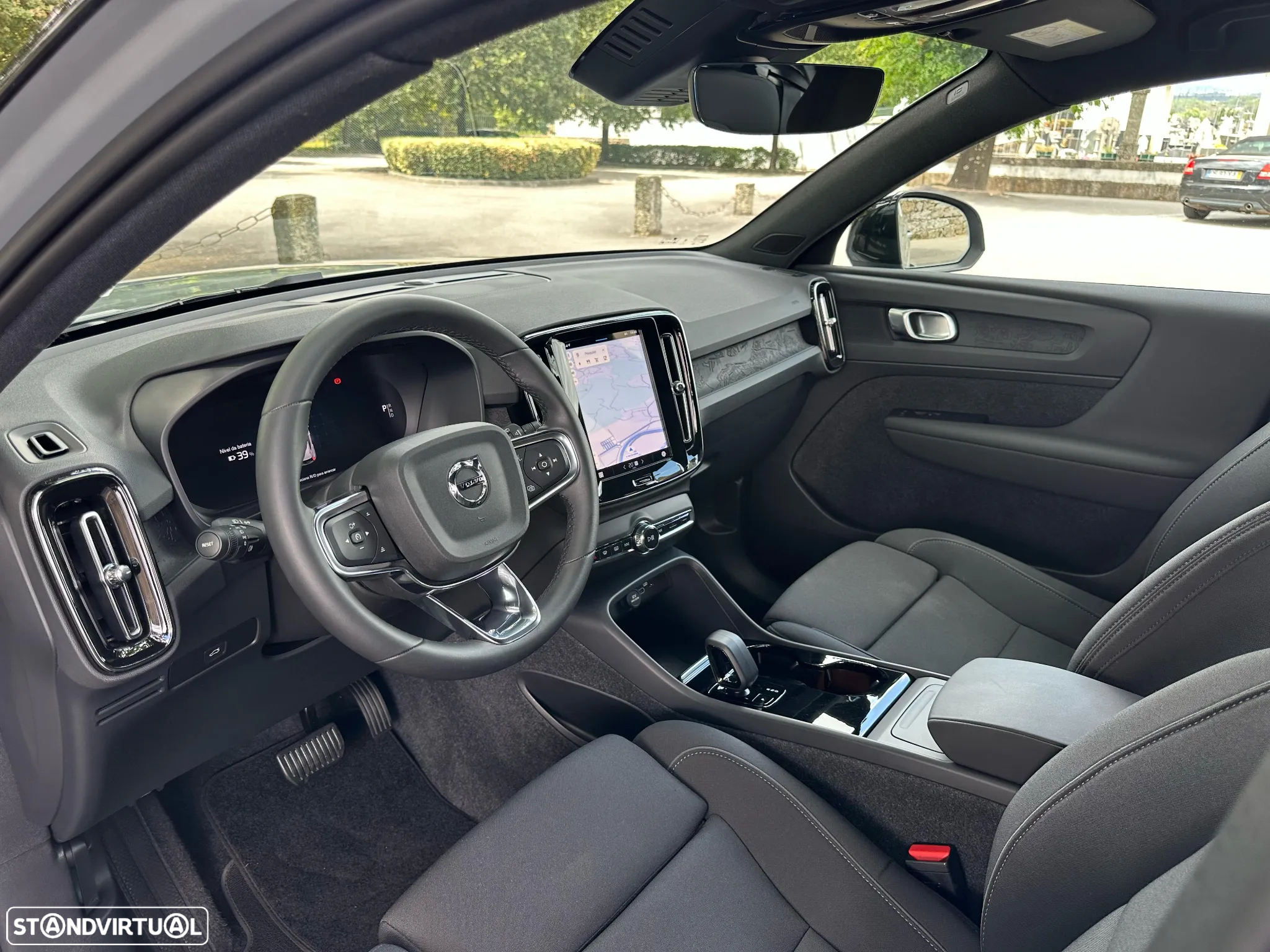Volvo XC 40 Recharge Extended Range Plus - 8