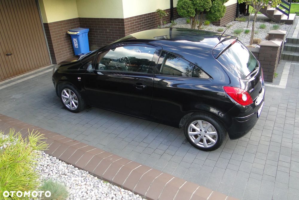 Opel Corsa 1.4 16V Edition - 7
