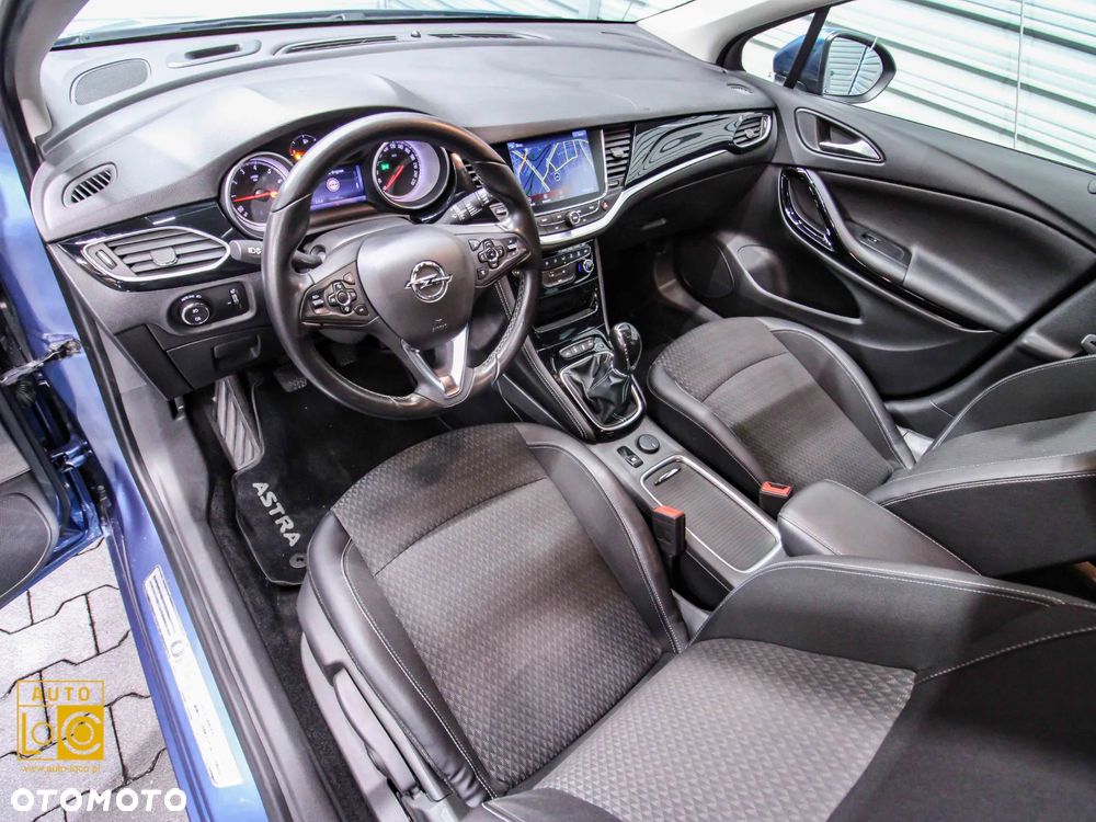 Opel Astra 1.4 Turbo Edition - 17