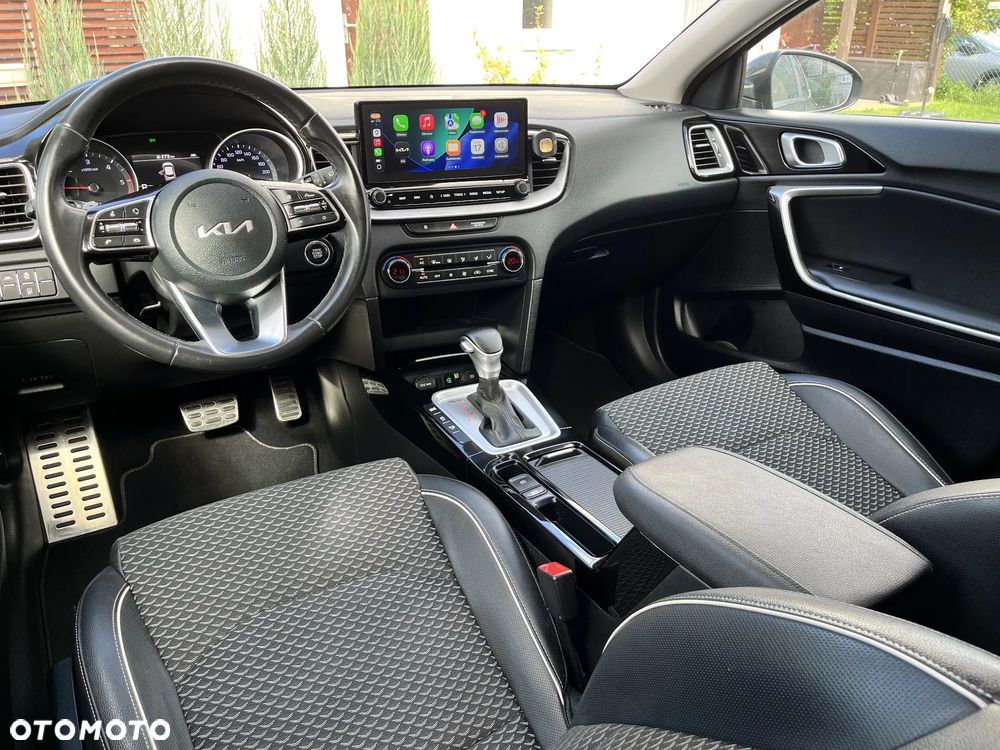 Kia XCeed 1.6 CRDi mHEV L DCT - 16