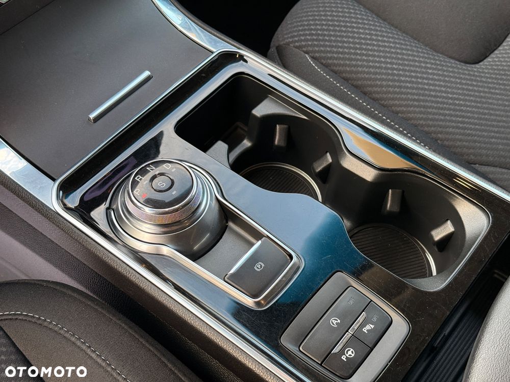 Ford Edge 2.0 EcoBlue Bi-Turbo 4x4 Titanium - 25