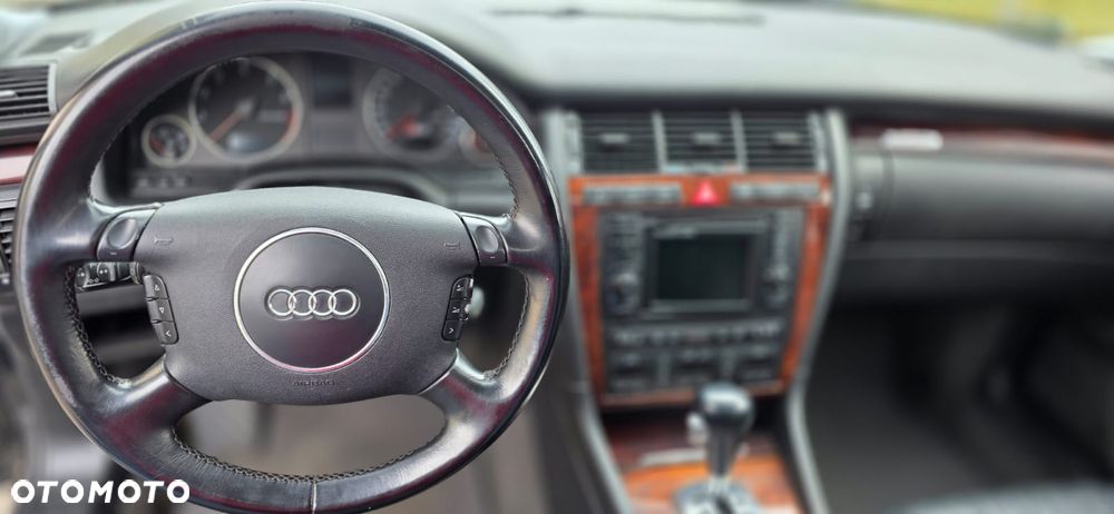 Audi A8 - 16