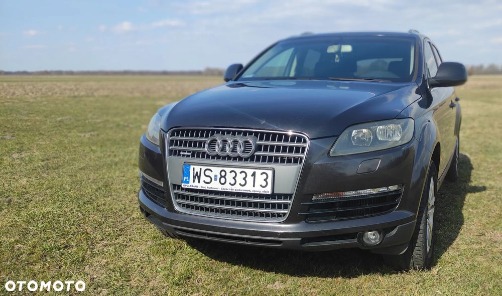 Audi Q7 ver-3-0-tdi-dpf-clean-diesel-quattro-tiptronic - 1