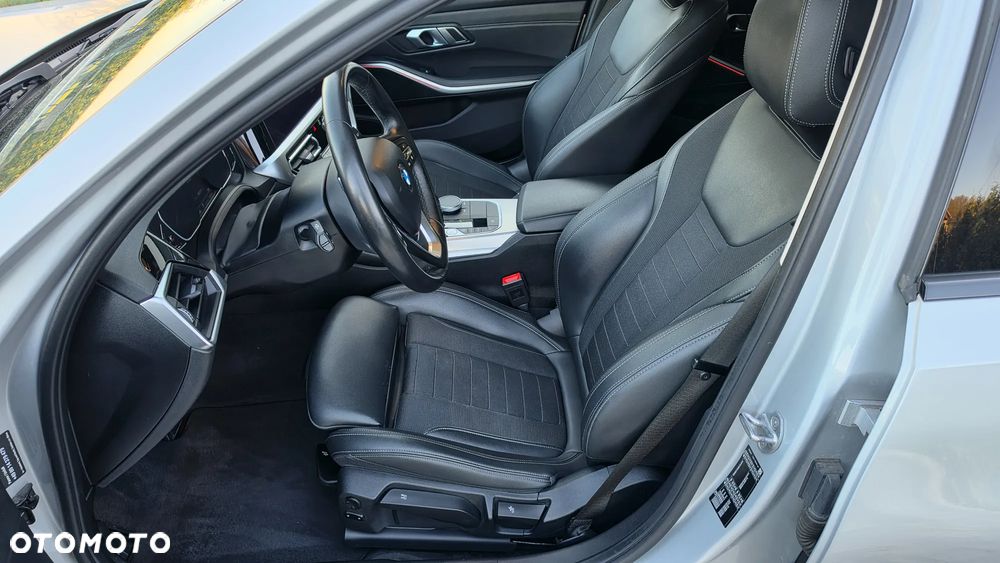 BMW Seria 3 318d Edition M Sport Shadow - 10