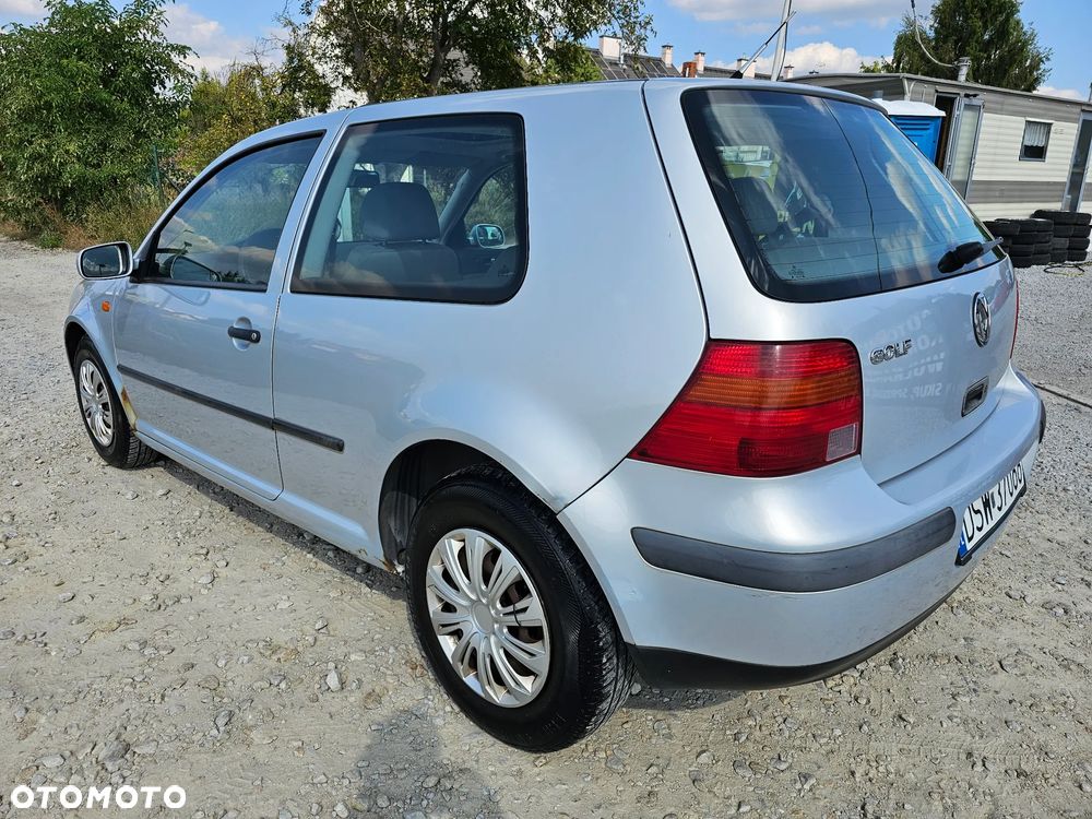 Volkswagen Golf IV 1.4 Basis - 4