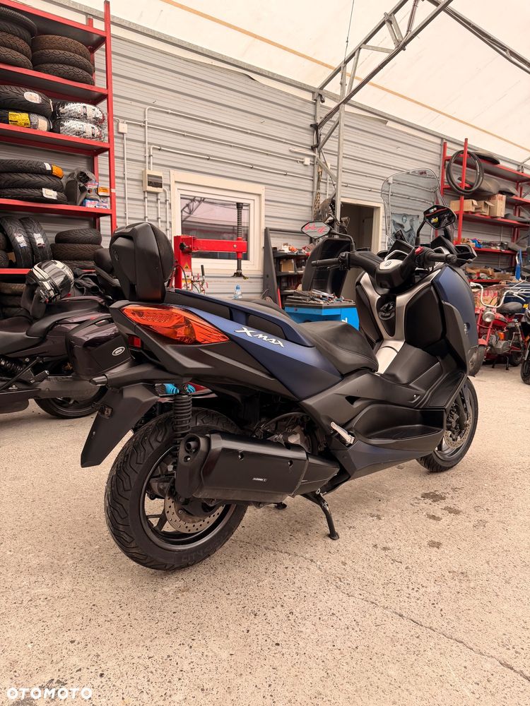 Yamaha X-max - 9