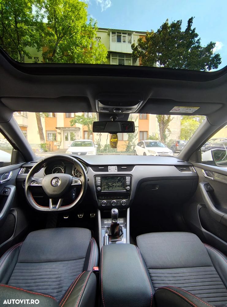 Skoda Octavia 2.0 TDI RS - 13