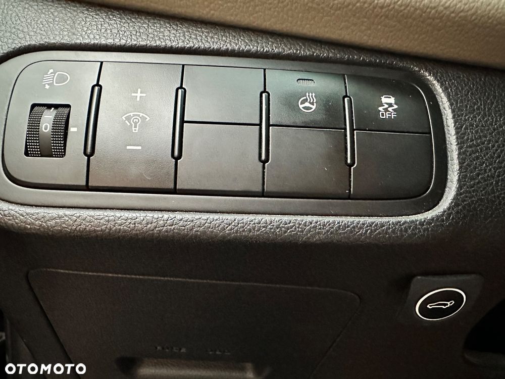 Kia Carens 1.7 CRDi L - 16