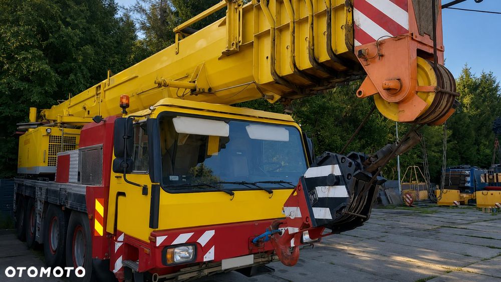 Liebherr LTM 1090/2 - 1