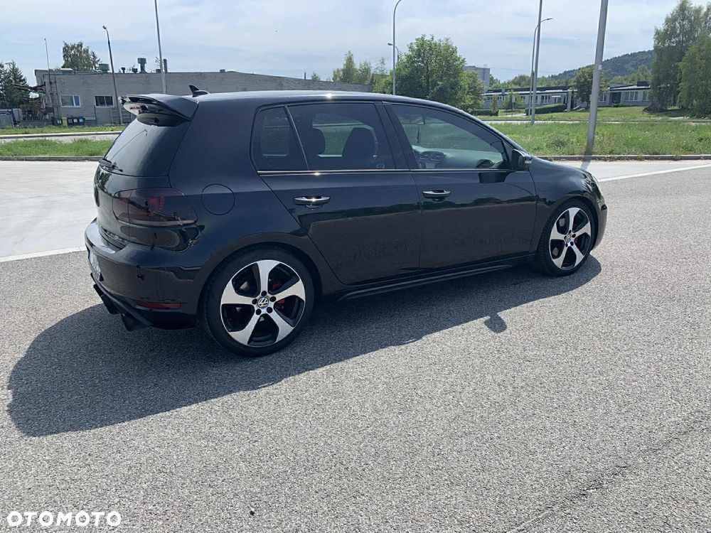 Volkswagen Golf - 3
