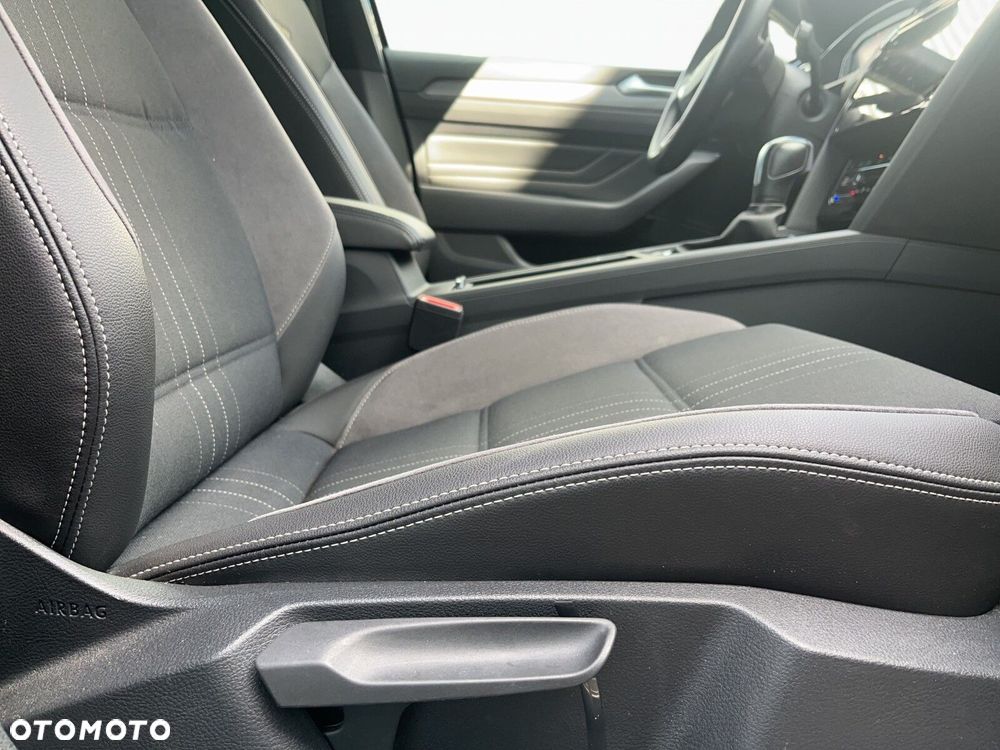 Volkswagen Passat Alltrack - 23