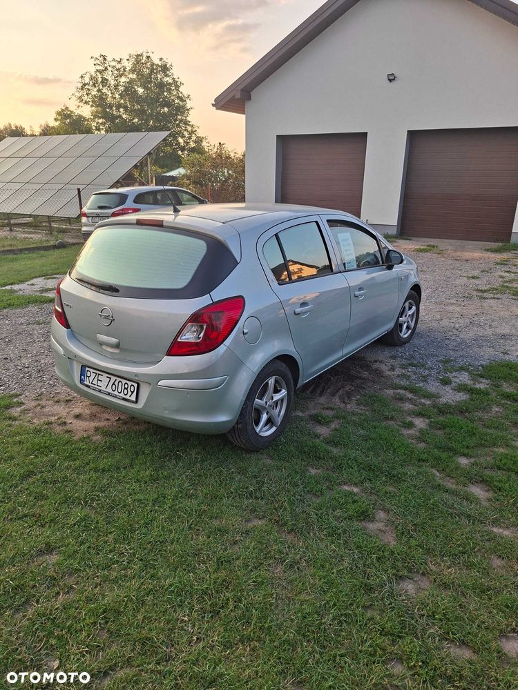 Opel Corsa - 3